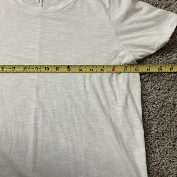 Travis Matthew’s White Cloud Tee - Picture 2 of 3